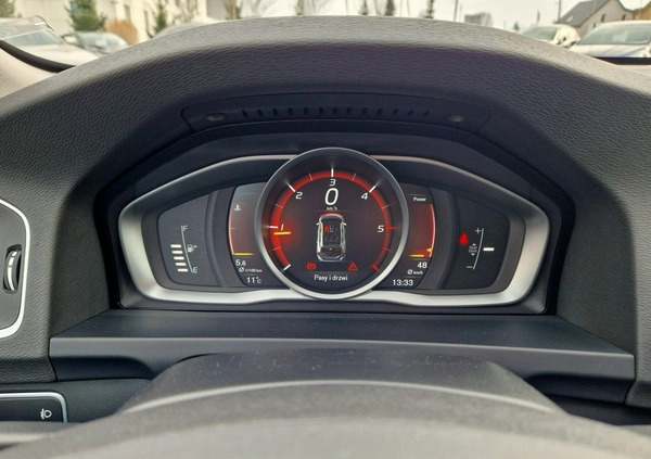 Volvo V60 cena 55900 przebieg: 186900, rok produkcji 2018 z Resko małe 781